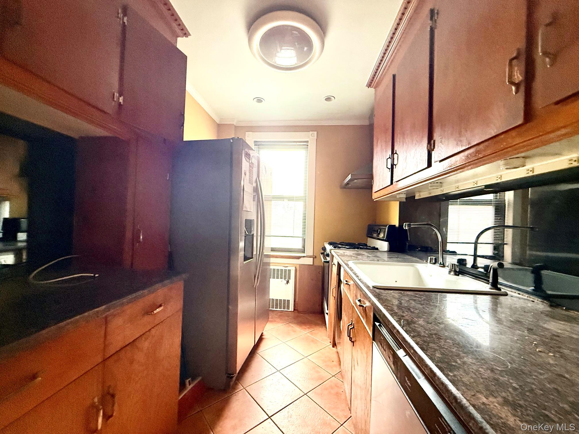 11250 Northern Boulevard 3b Property Photo 10
