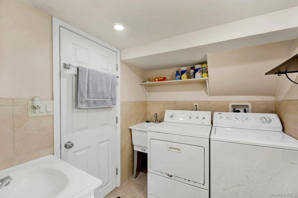 10222 85th Avenue Property Photo 4