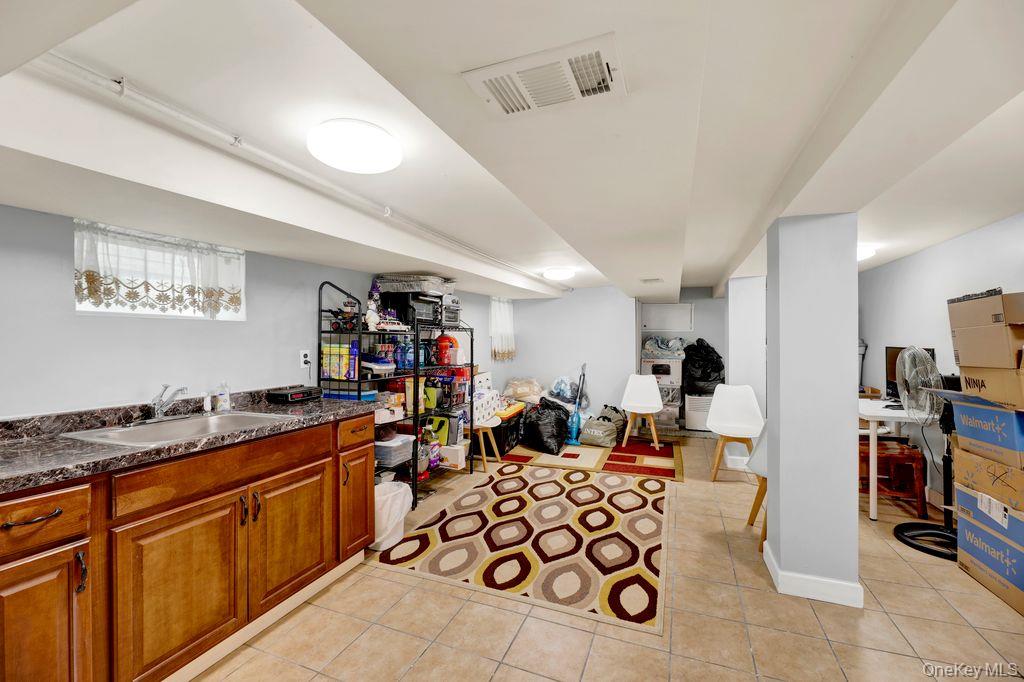 10222 85th Avenue Property Photo 11