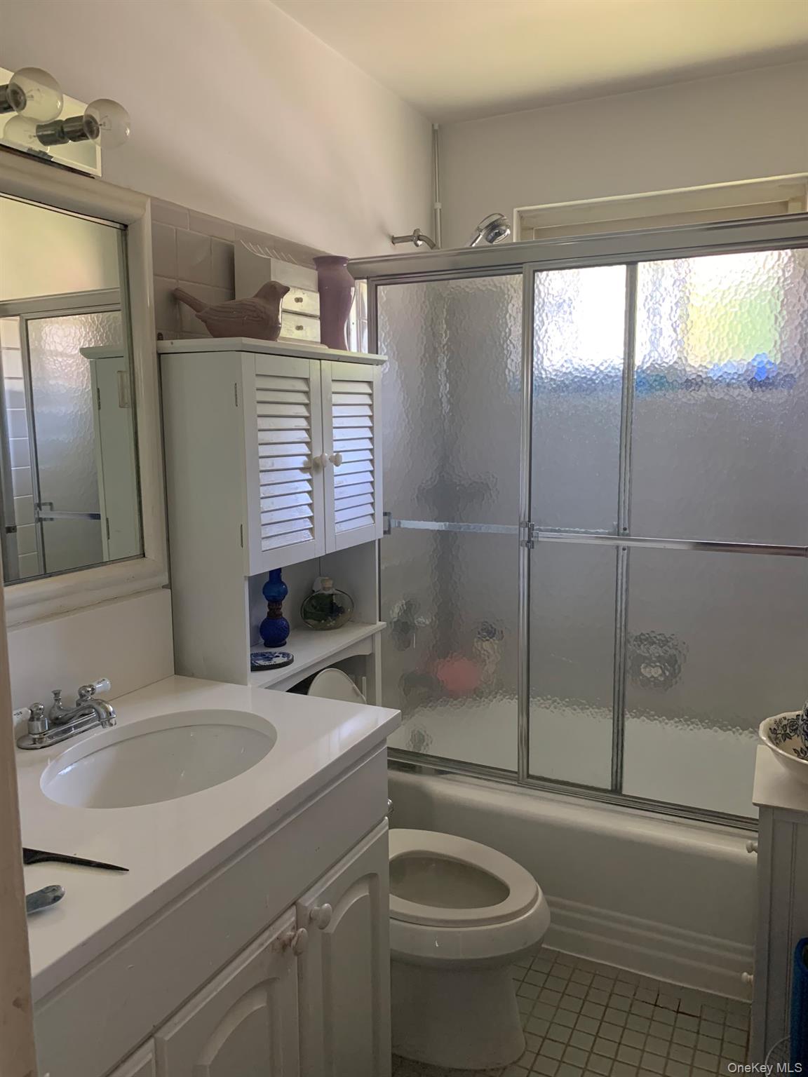 48 Dehaven 2e Property Photo 11