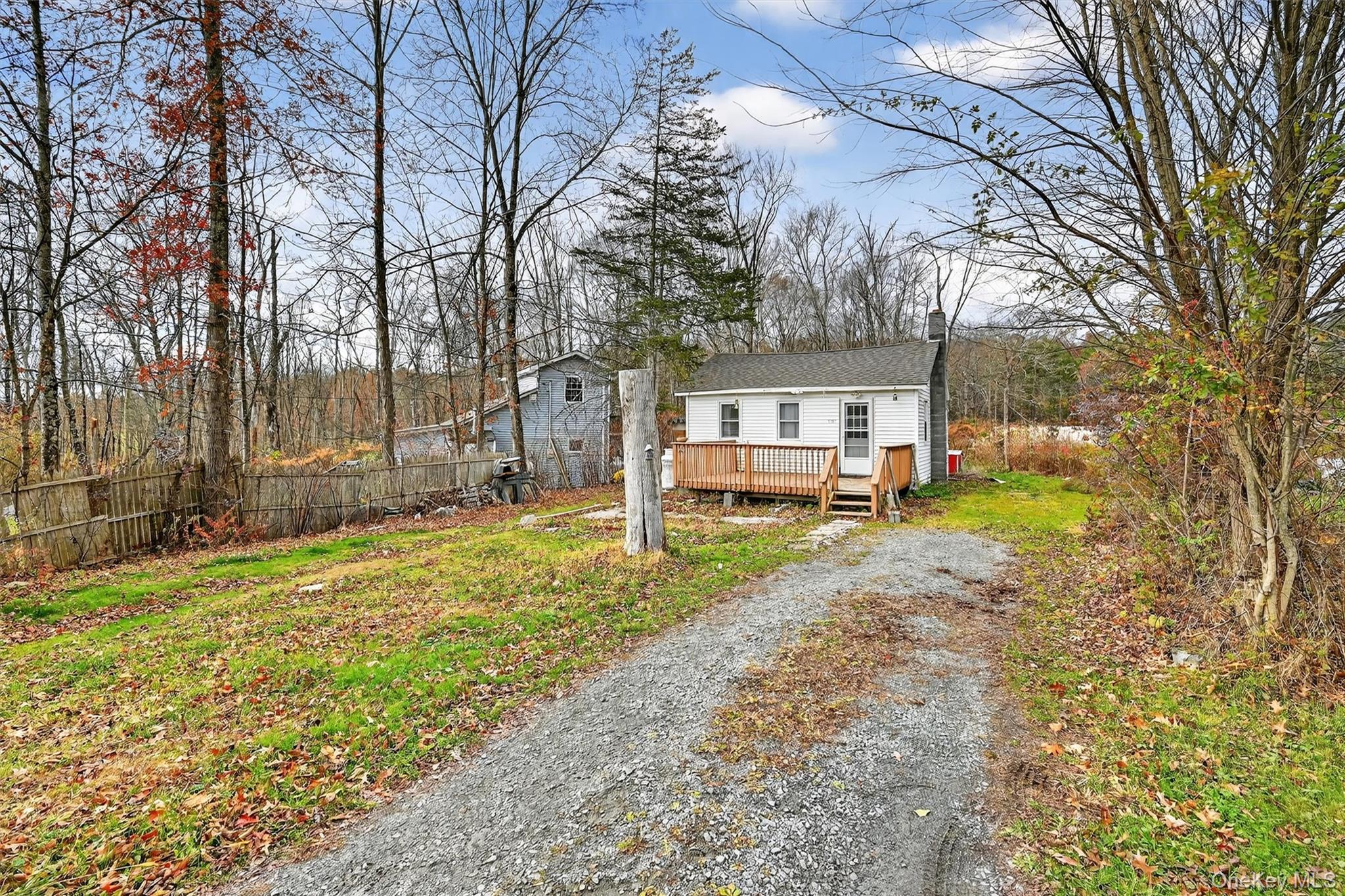 1187 Burlingham Road Property Photo 1