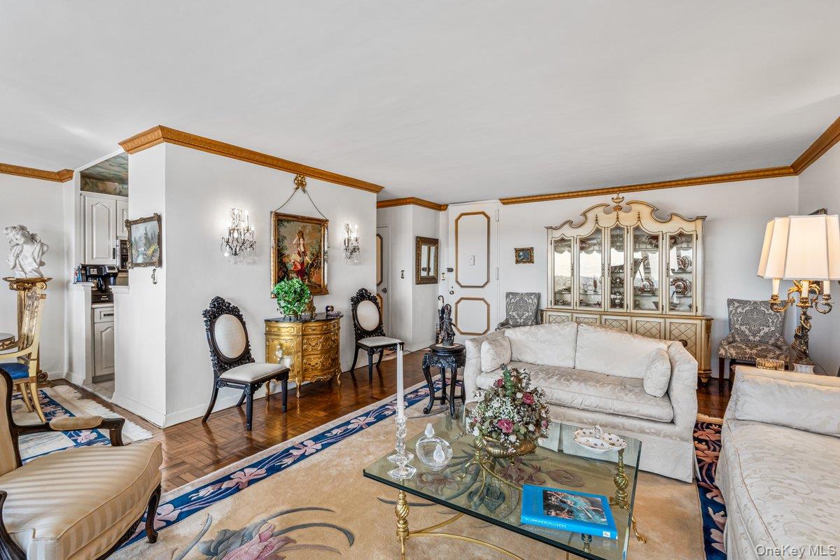 166-25 Powells Cove Boulevard 19g Property Photo 8