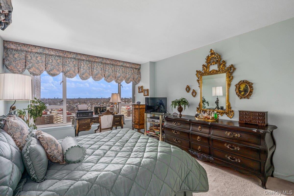 166-25 Powells Cove Boulevard 19g Property Photo 15