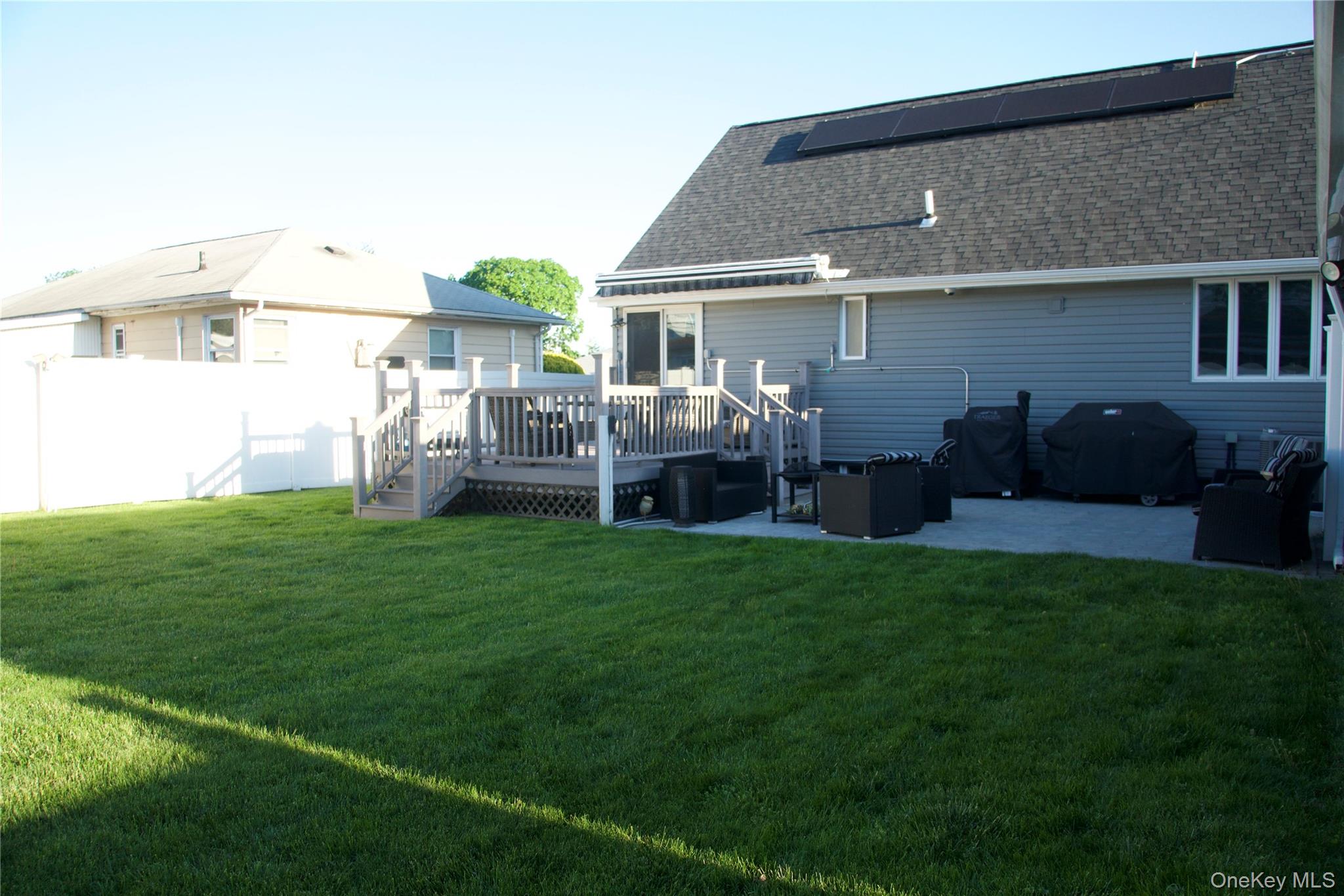 2082 Renfrew Avenue Property Photo 7