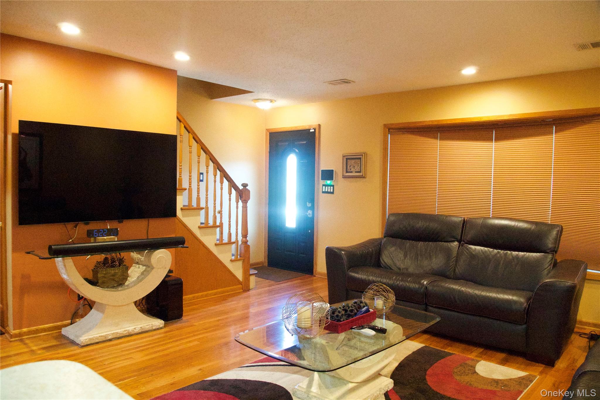 2082 Renfrew Avenue Property Photo 18