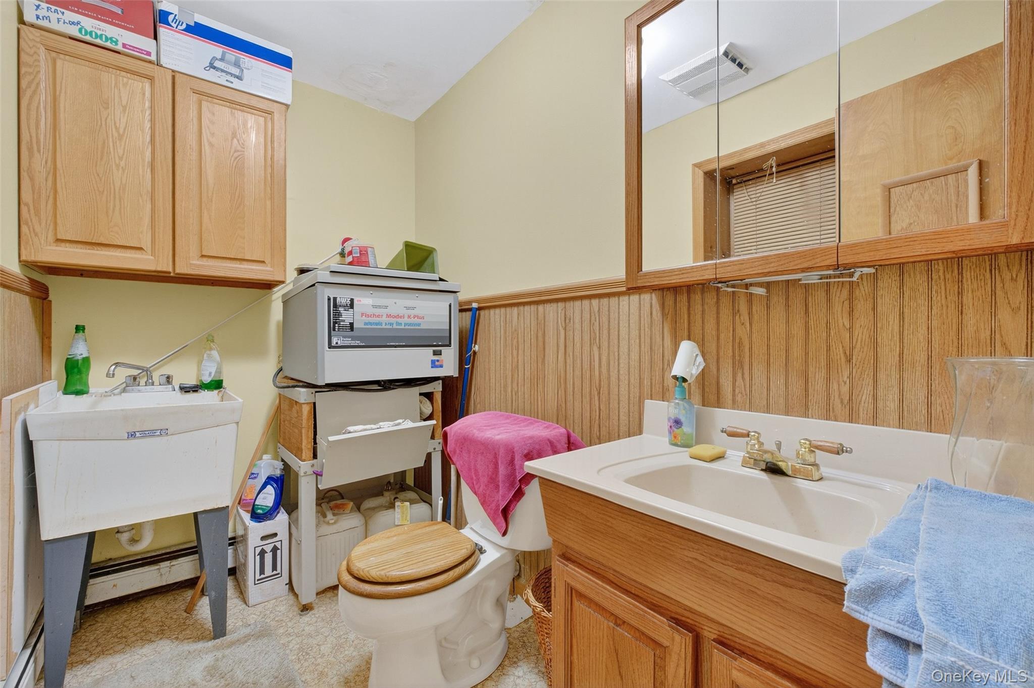 2 Renee Gate Street Property Photo 21