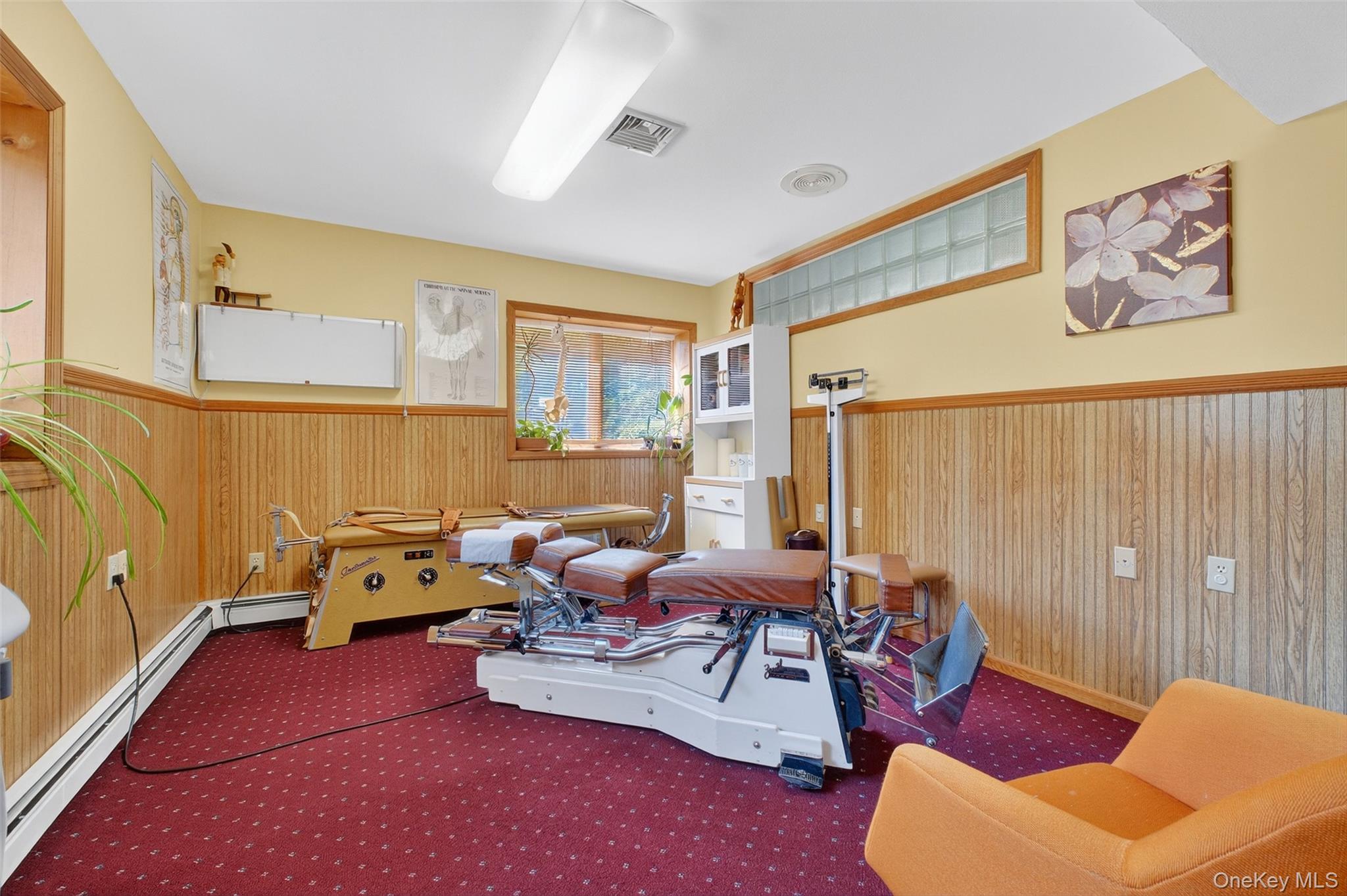 2 Renee Gate Street Property Photo 23