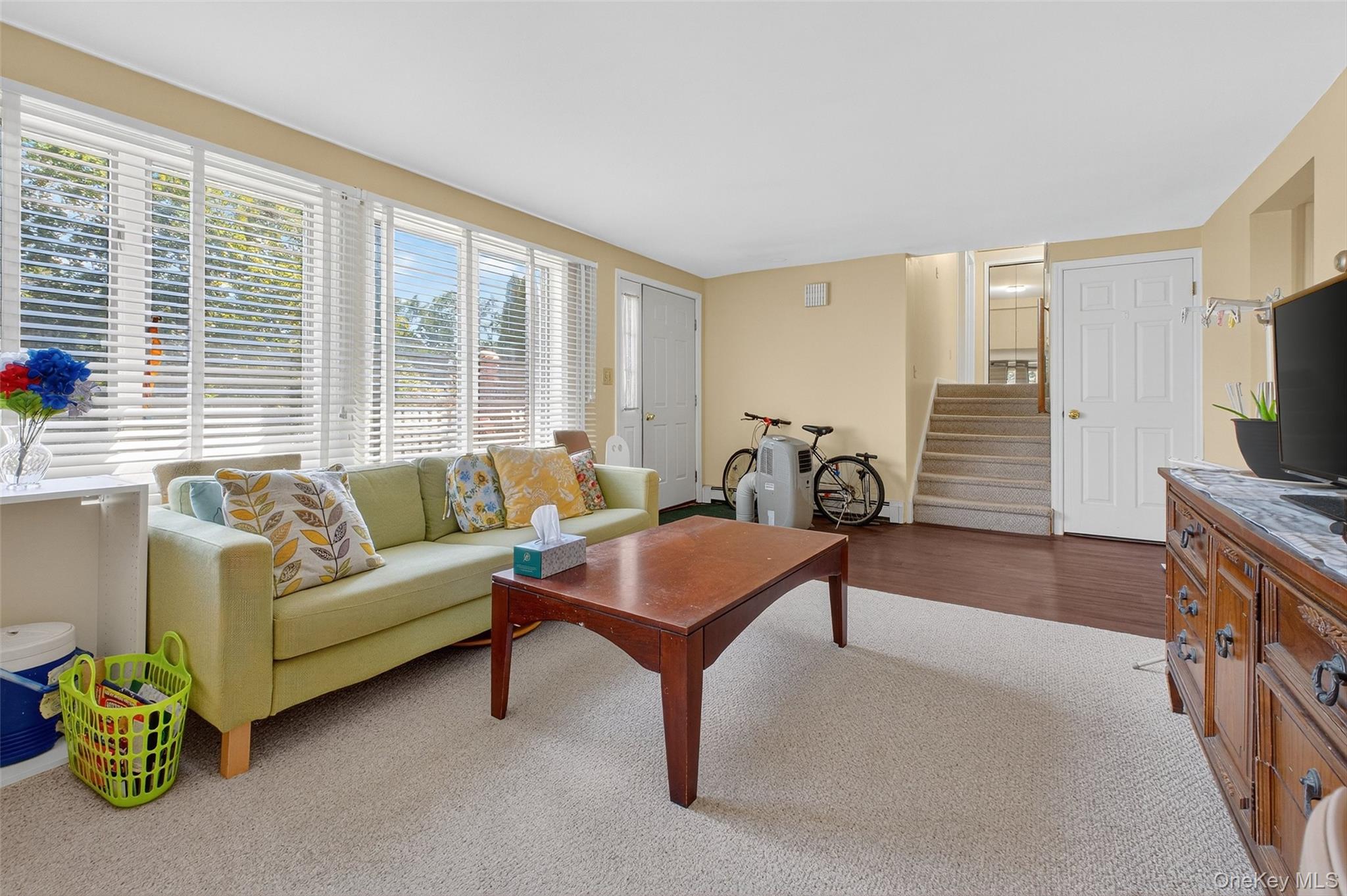 2 Renee Gate Street Property Photo 25