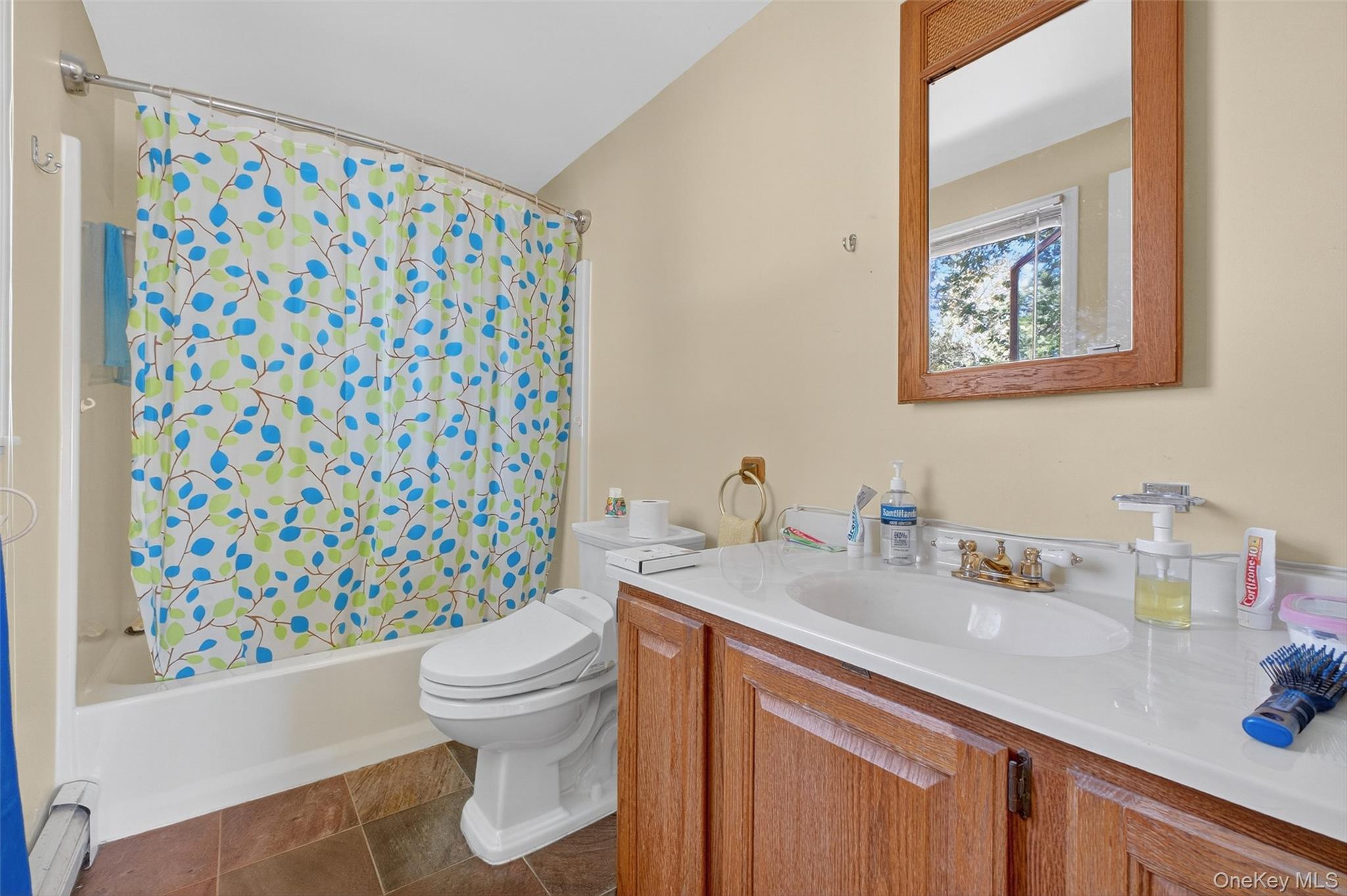 2 Renee Gate Street Property Photo 34