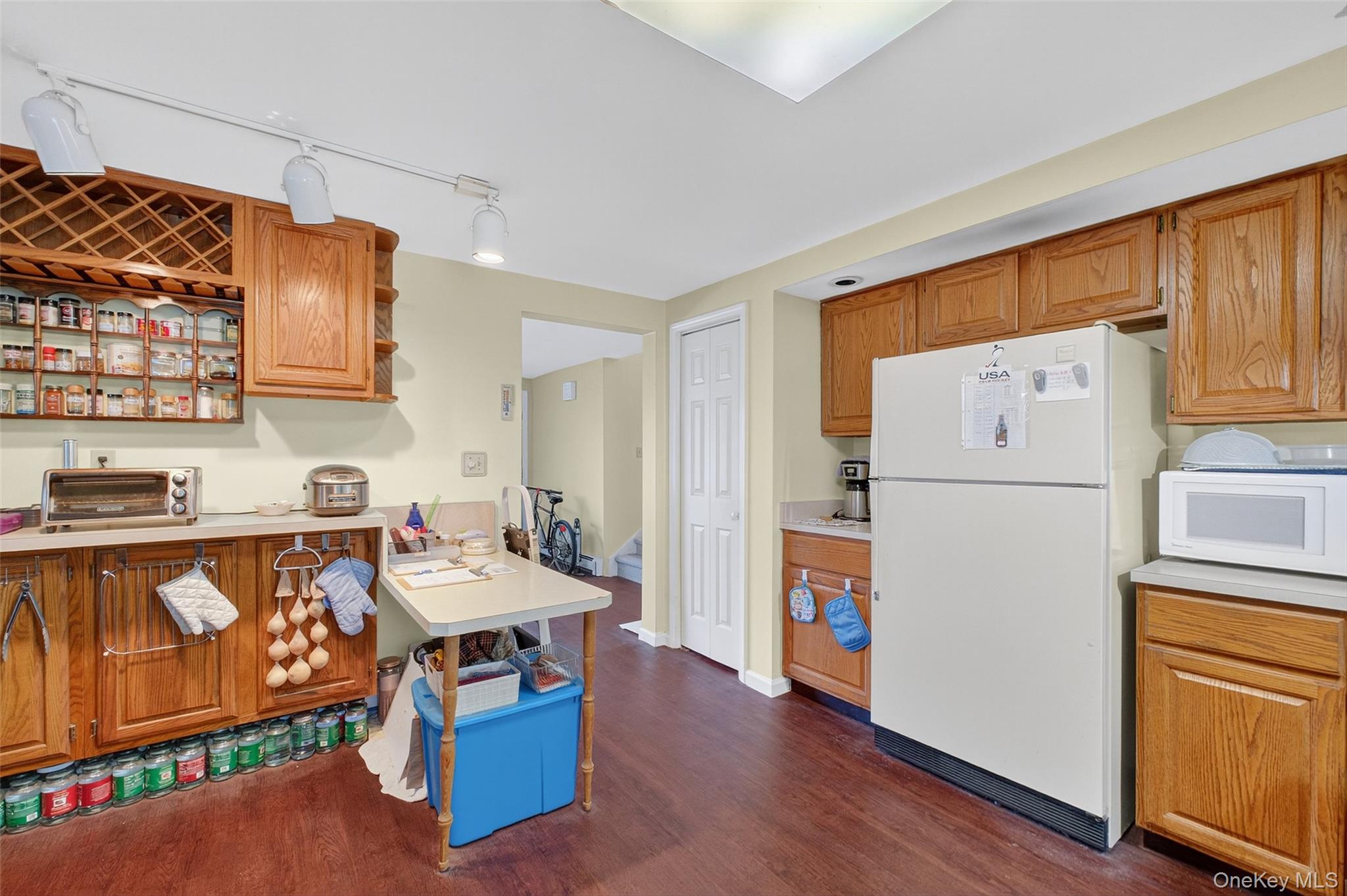 2 Renee Gate Street Property Photo 37