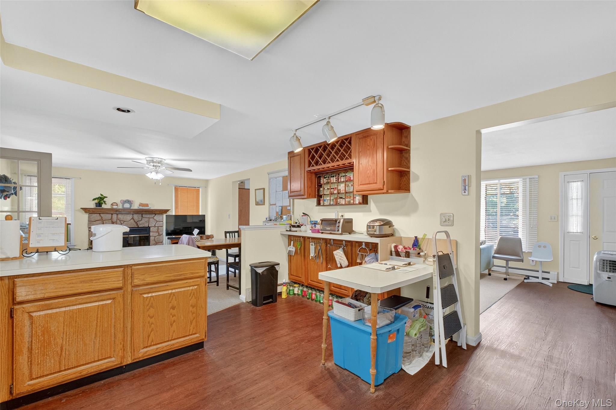 2 Renee Gate Street Property Photo 38