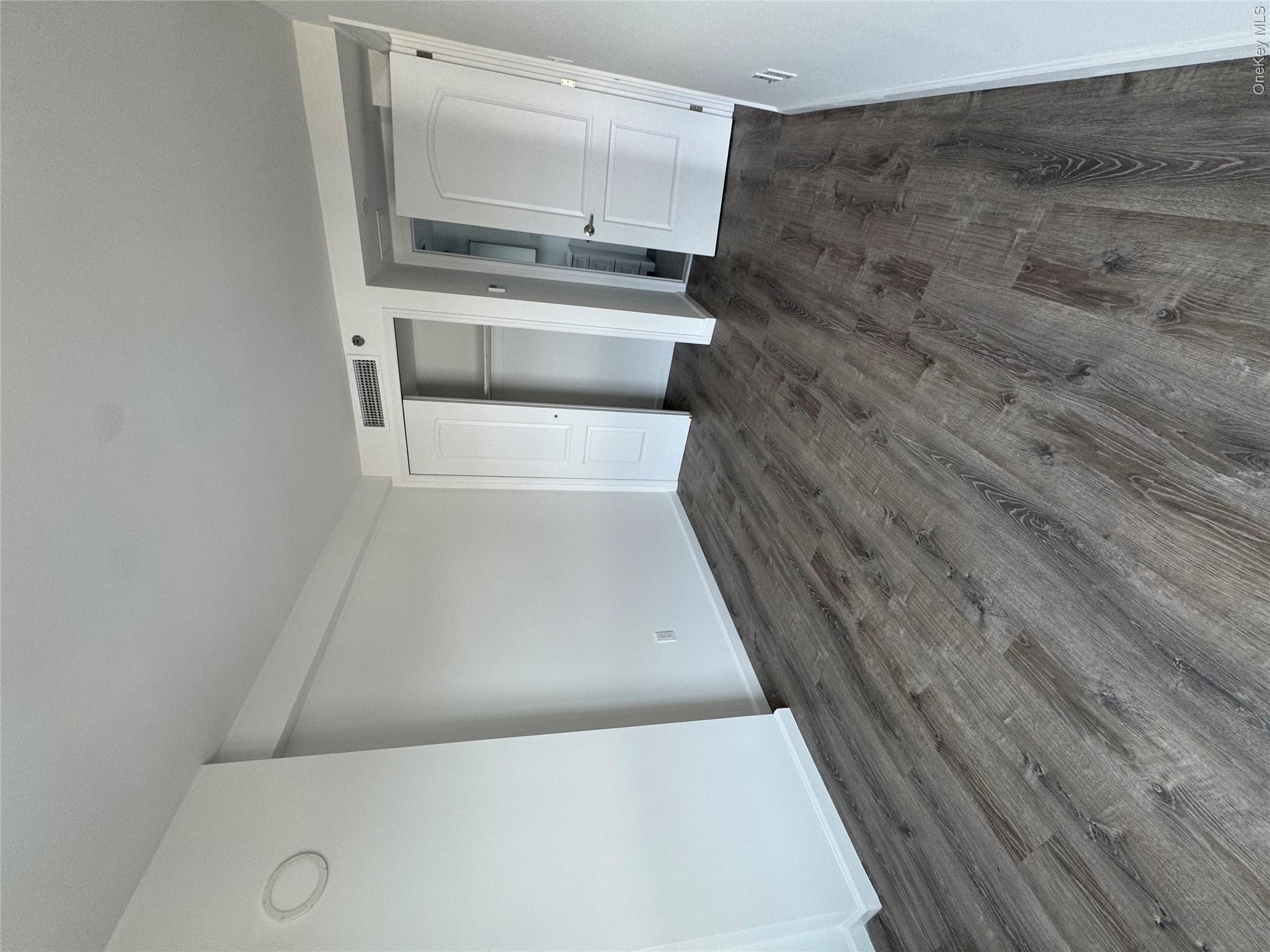 214-10 15 Avenue 3d & Parking Property Photo 12
