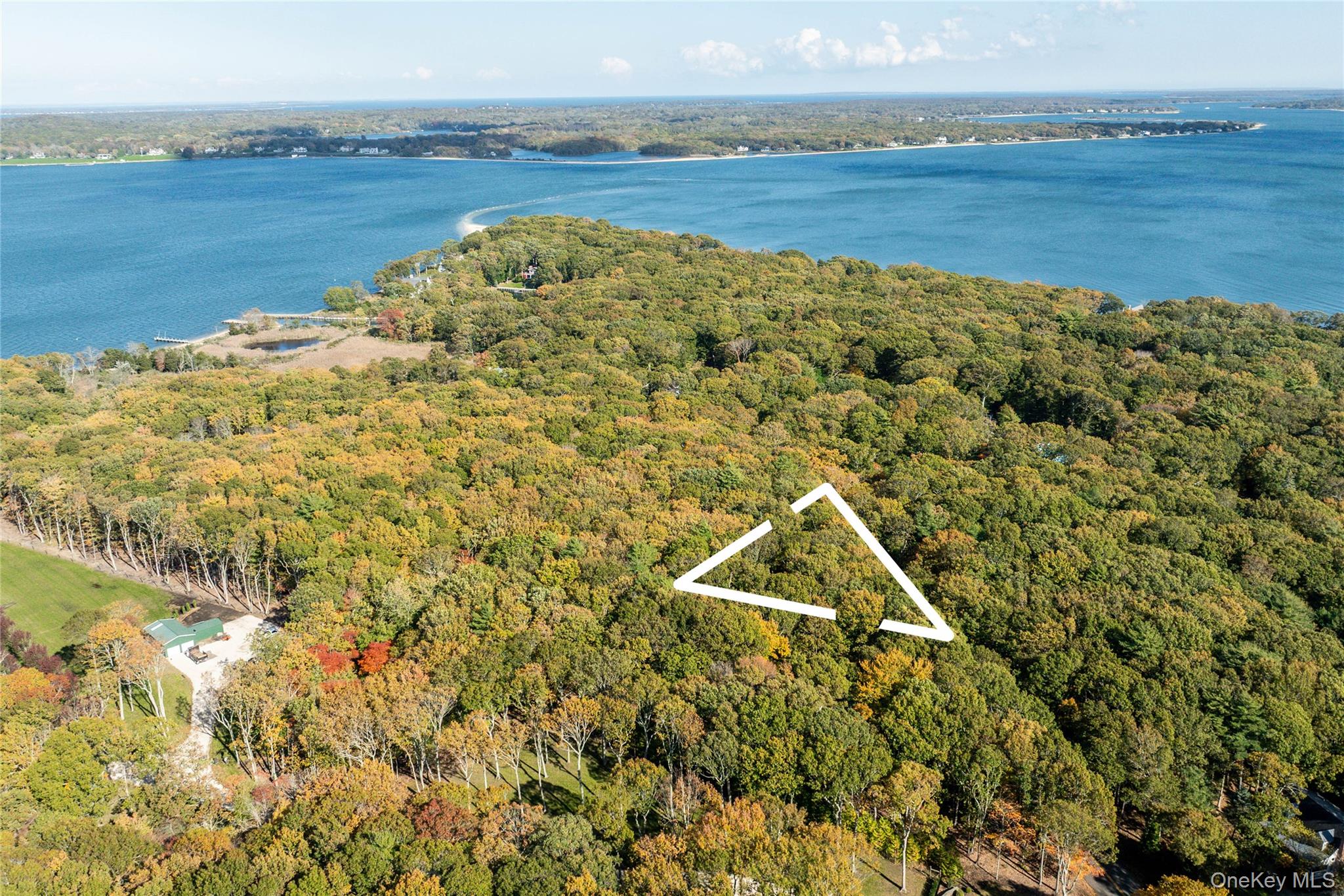 11195 N Bayview Road Property Photo 5