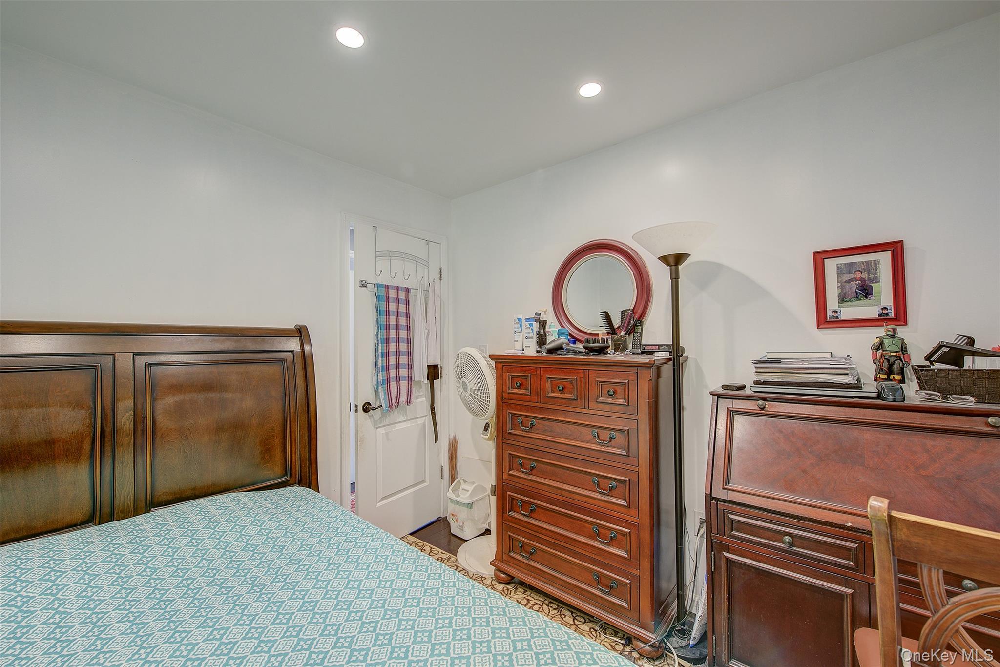 89-06 175th Street Property Photo 14