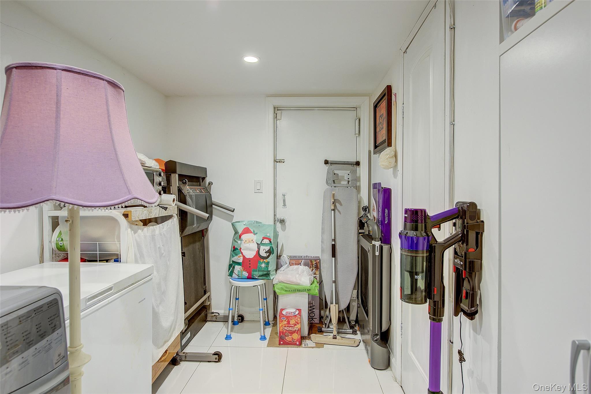 89-06 175th Street Property Photo 24