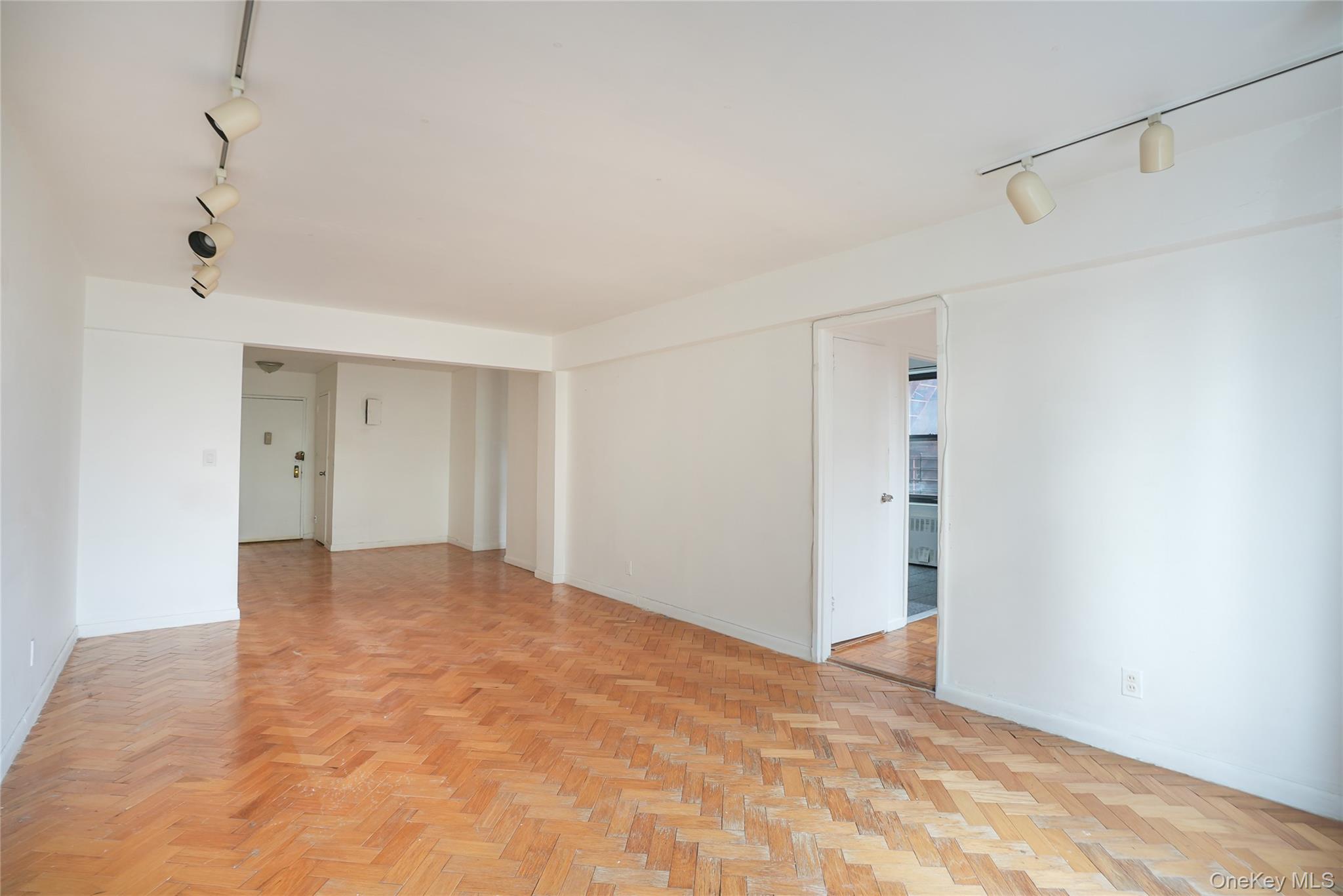 1 Remsen Road 2f Property Photo 2