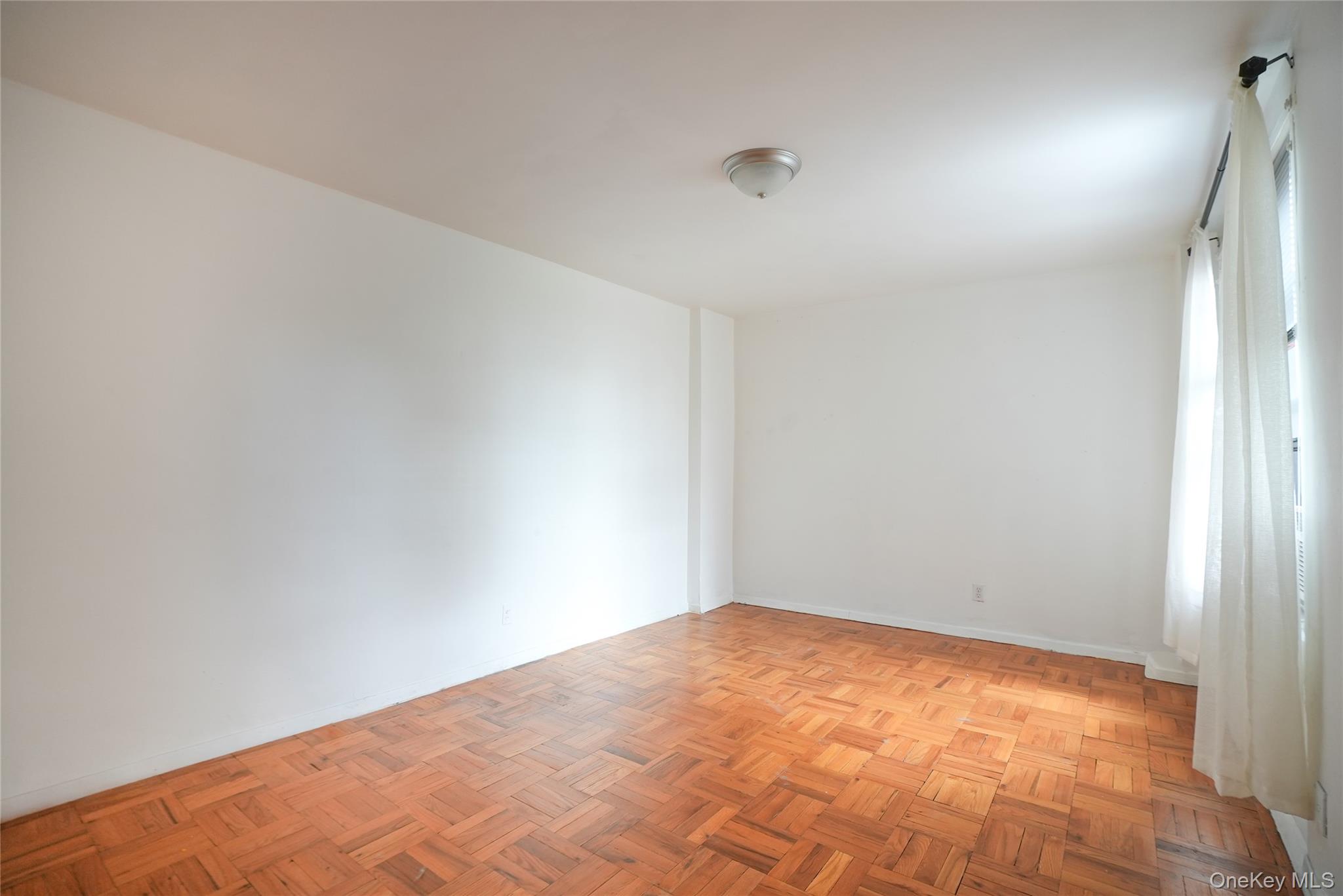 1 Remsen Road 2f Property Photo 5