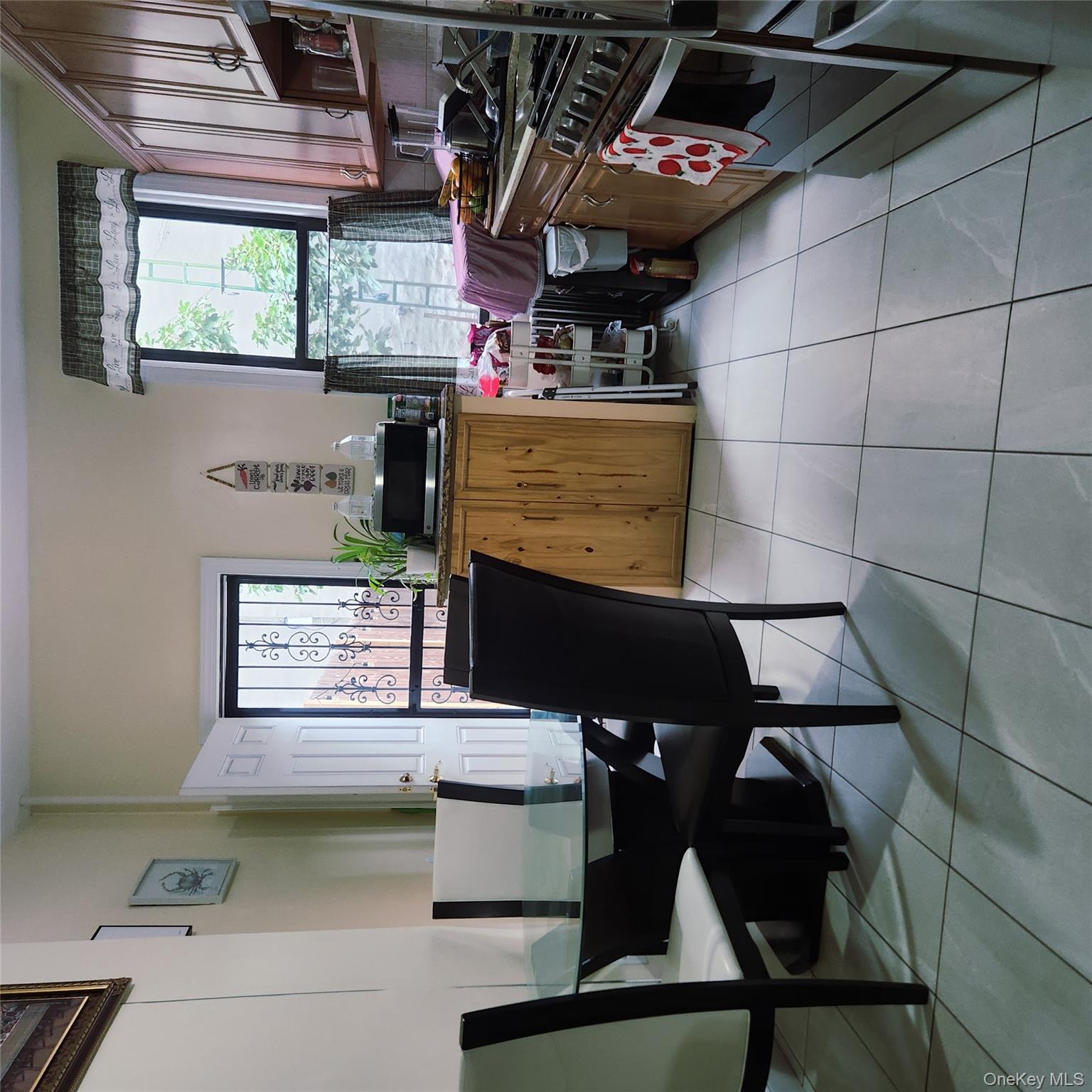 655 Woodward Avenue Property Photo 3