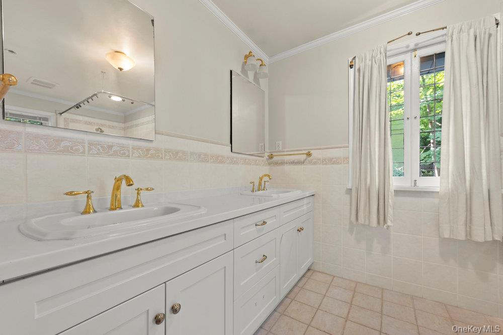 40 Pine Brook Drive Property Photo 17