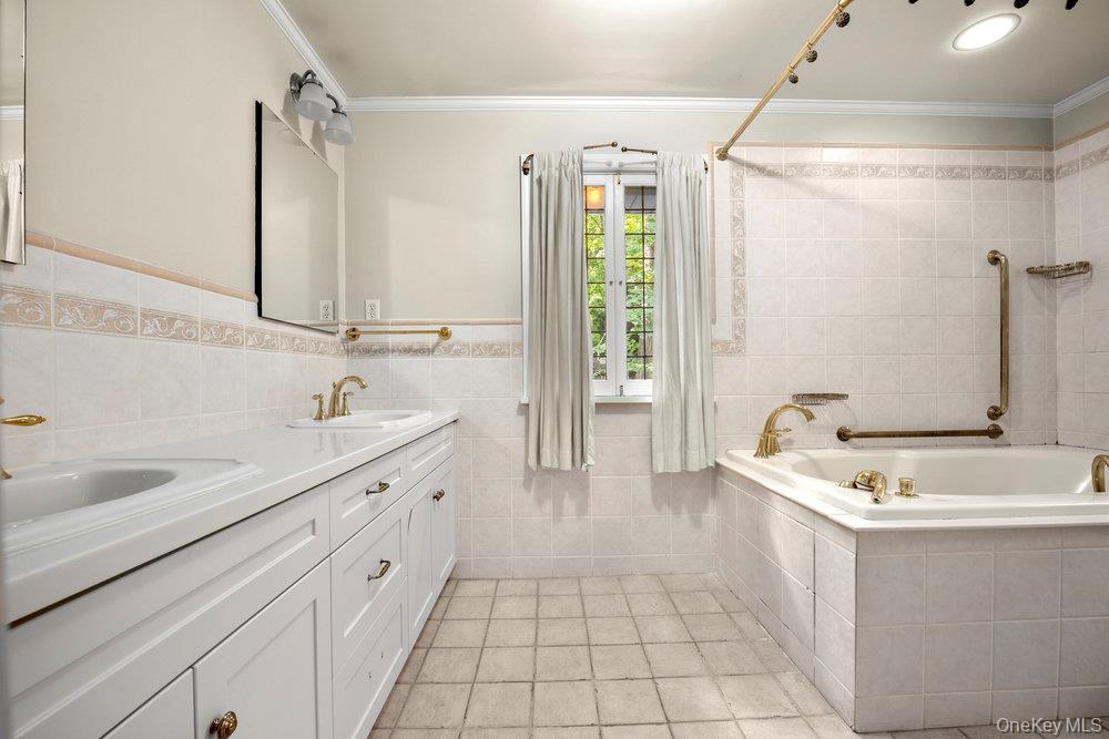 40 Pine Brook Drive Property Photo 18