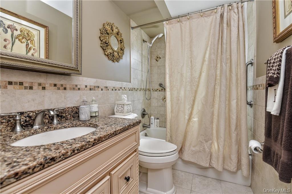 21 Normandy Village Village 2 Property Photo 7