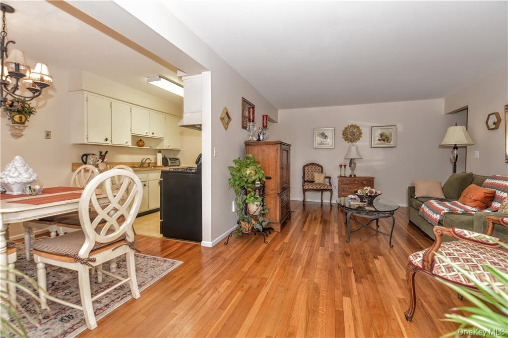 21 Normandy Village Village 2 Property Photo 11