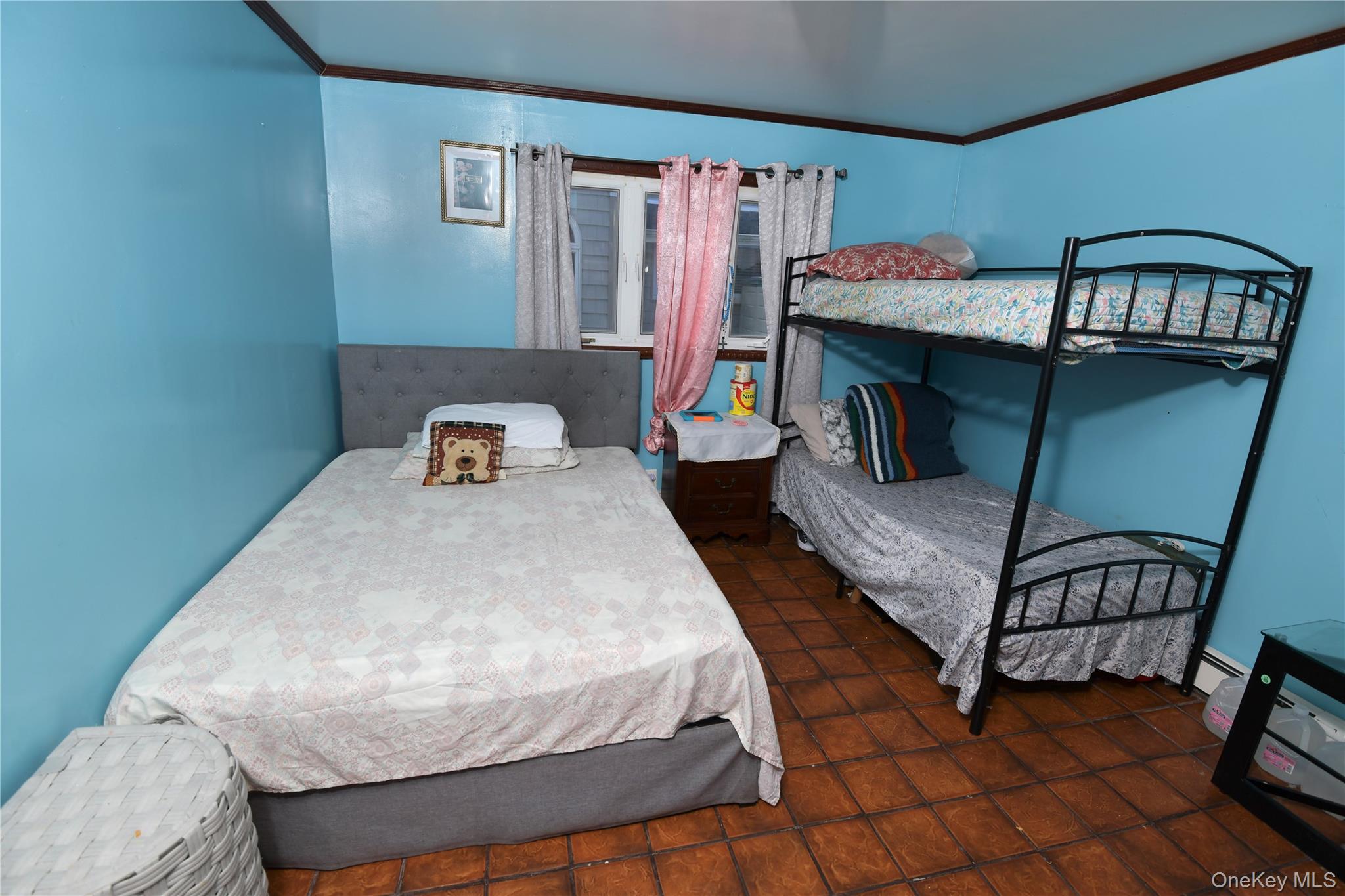76 E Hollywood Avenue Property Photo 6