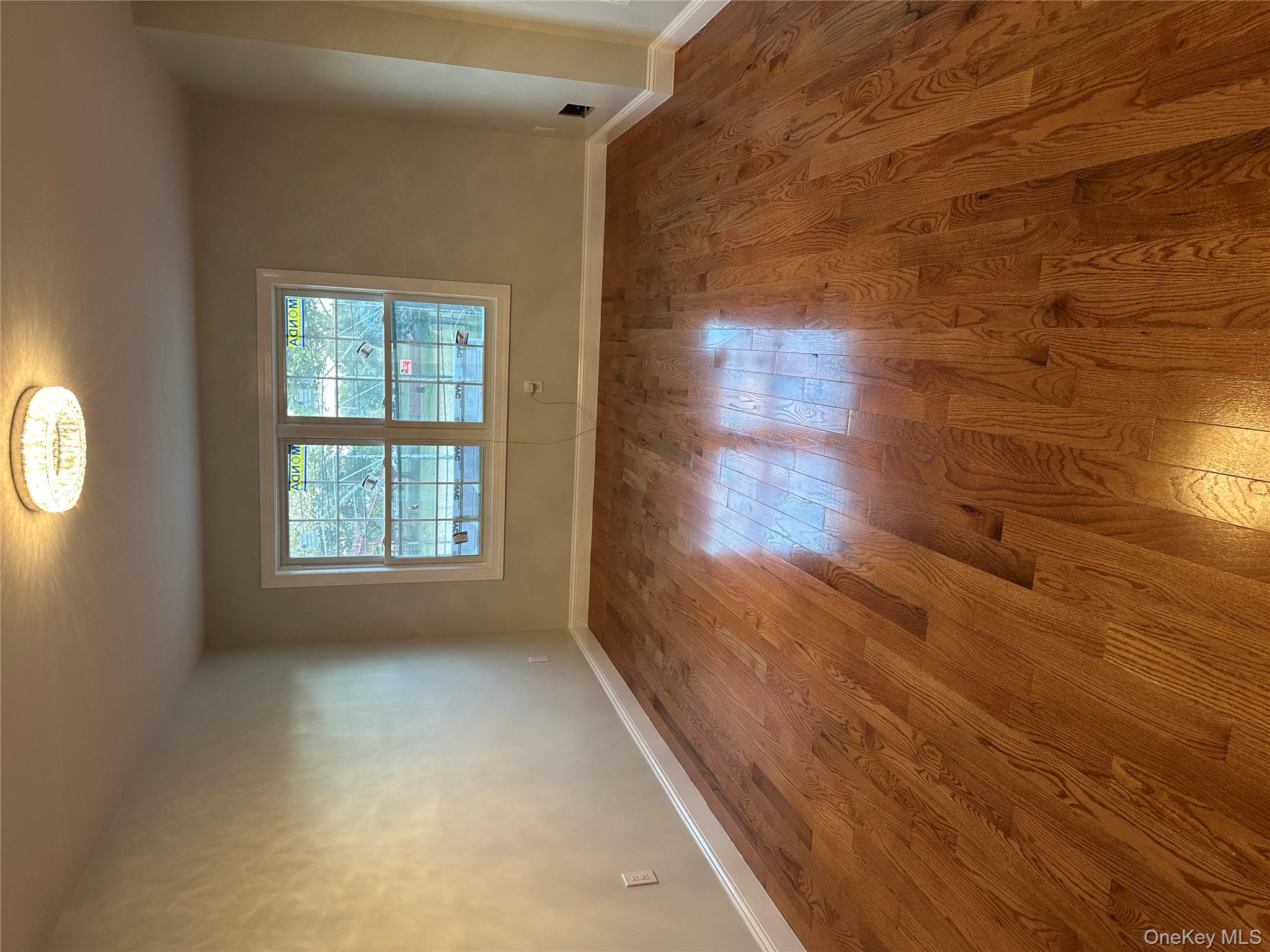 14642 184th Street Property Photo 5