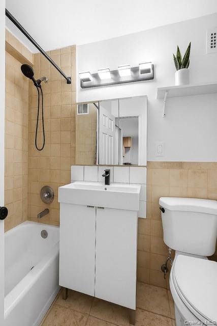 61-20 Grand Central Parkway A900 Property Photo 11