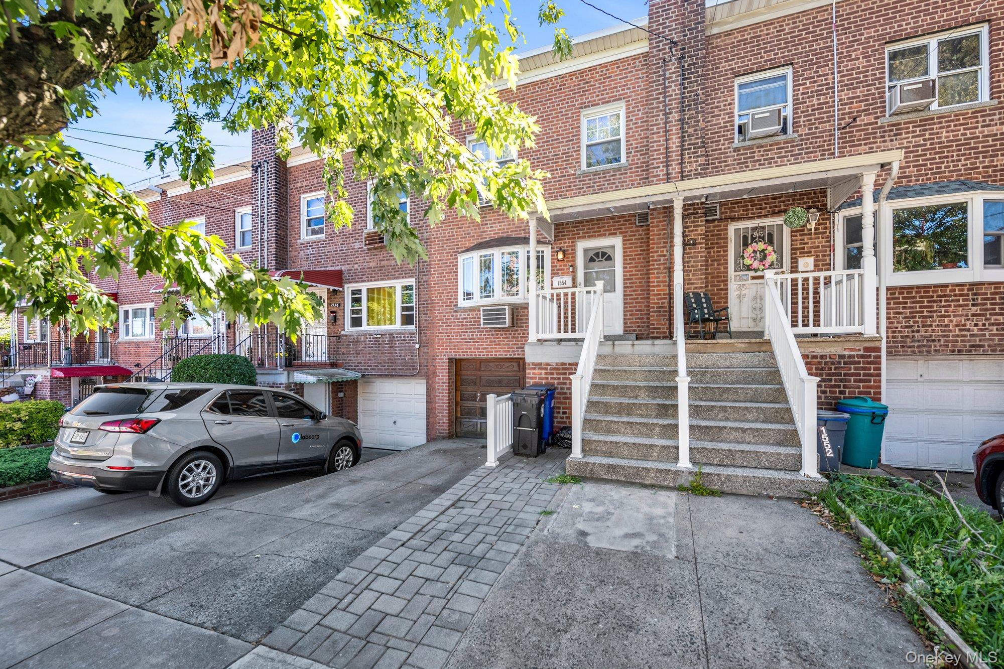 1554 Mcdonald Street Property Photo 1