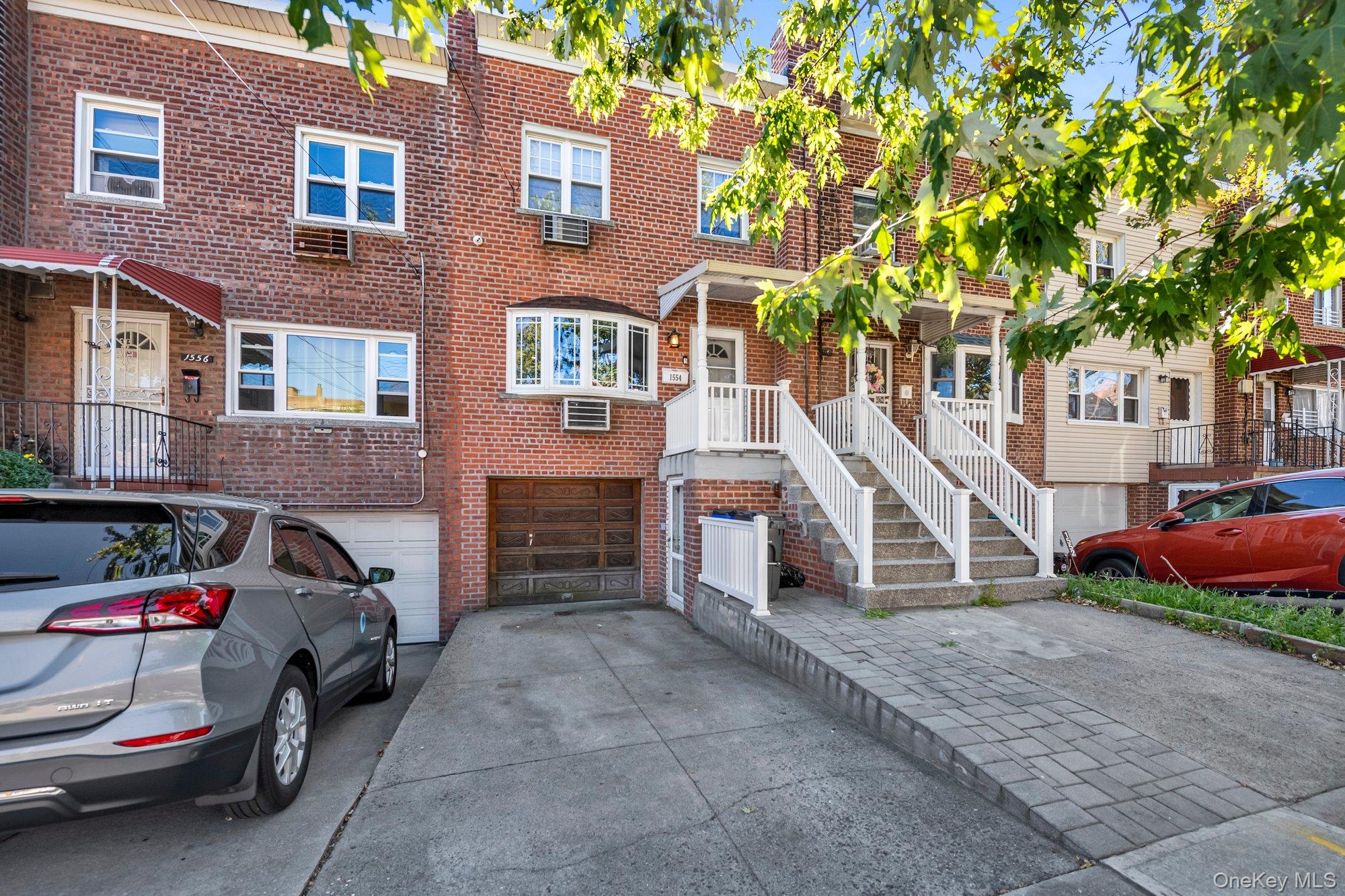 1554 Mcdonald Street Property Photo 2