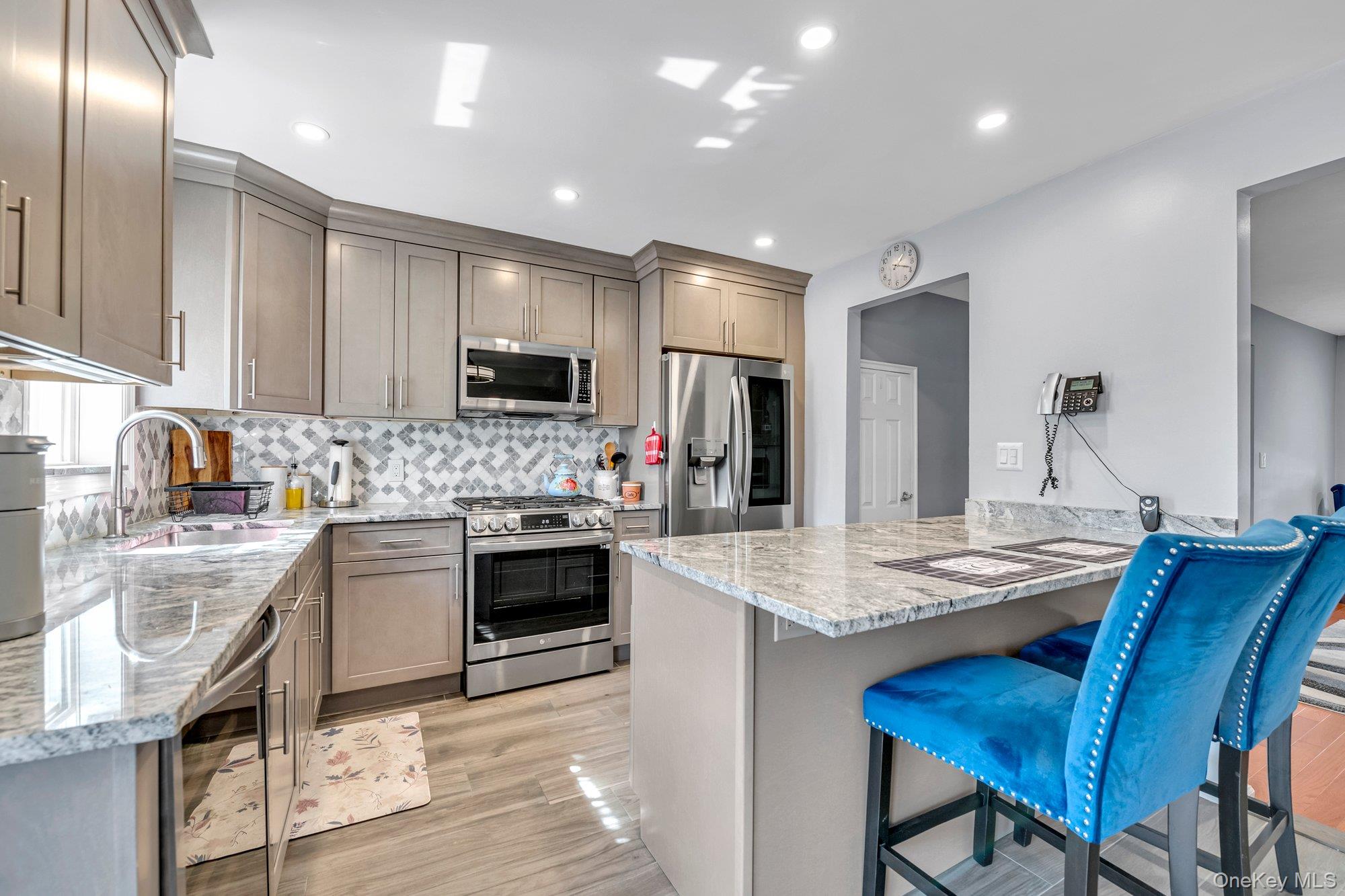 1554 Mcdonald Street Property Photo 4