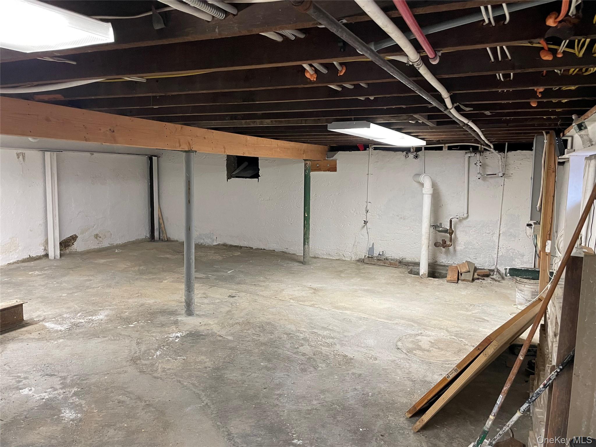 953 Mile Square Road Property Photo 27