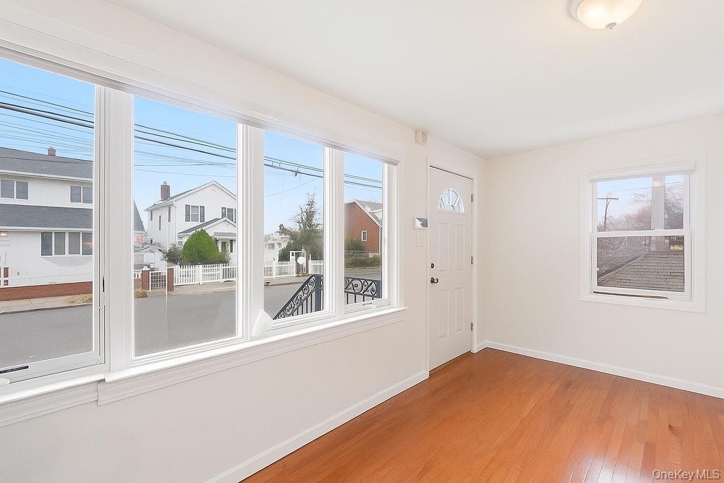 160-36 99th Street Property Photo 2