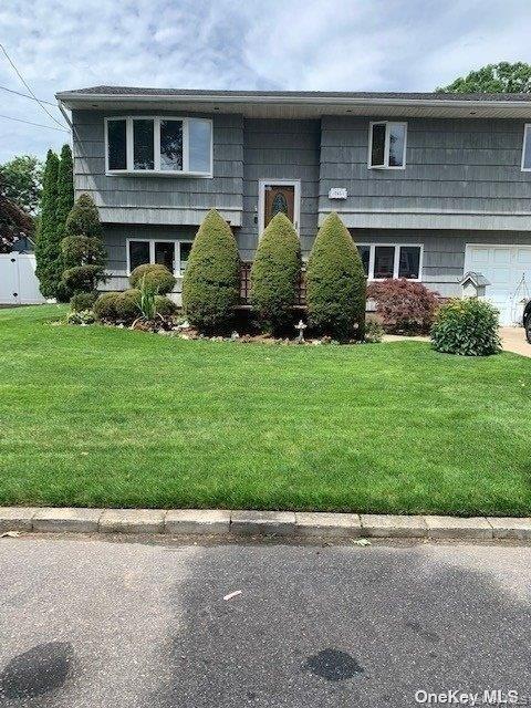 932227 Property Photo 1