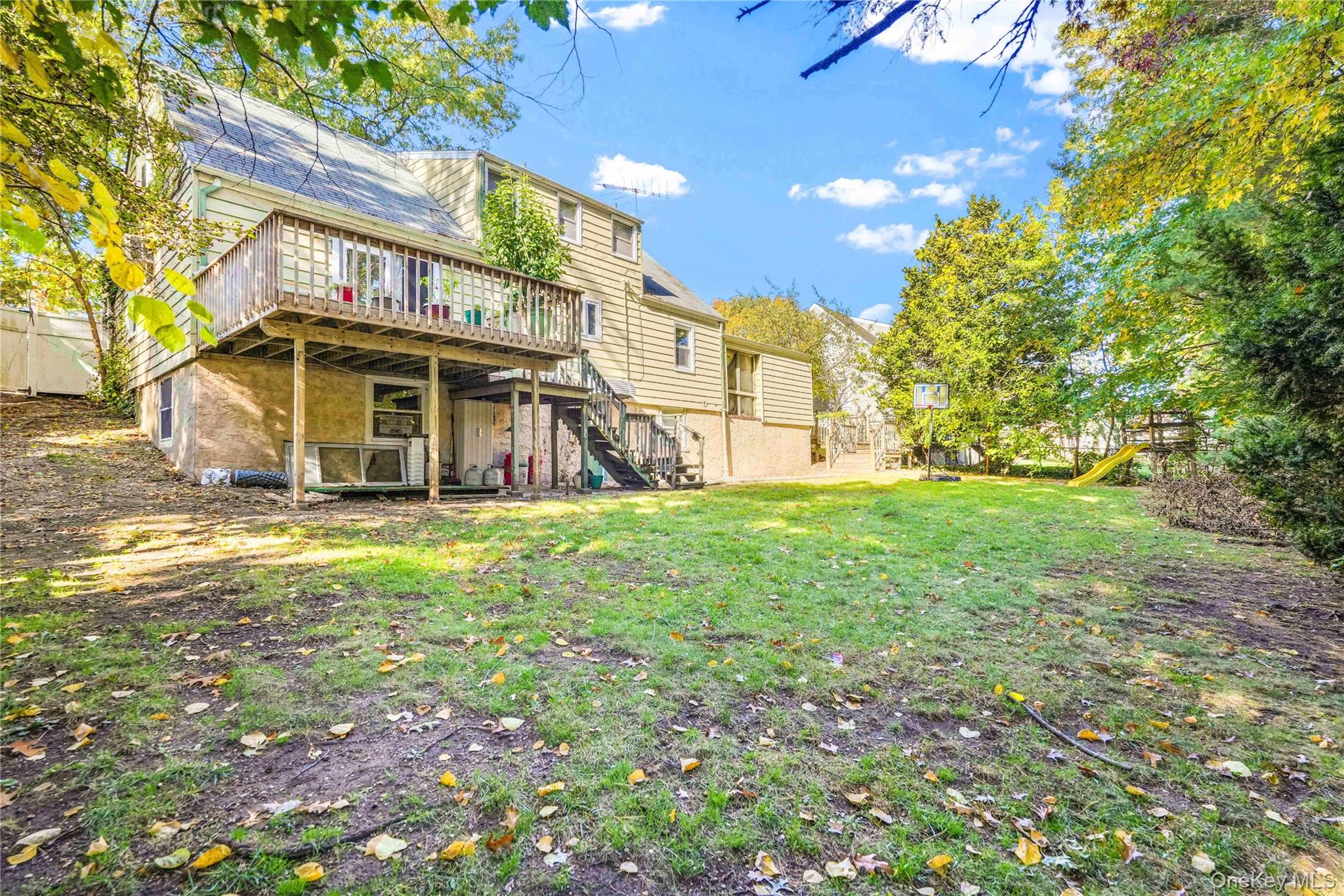 303 Nassau Boulevard Property Photo 13