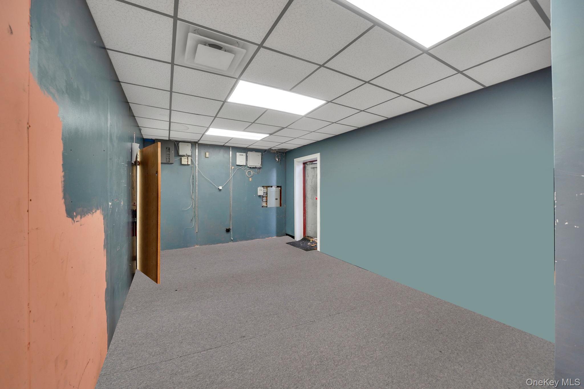 150 W Sunrise Highway Property Photo 15