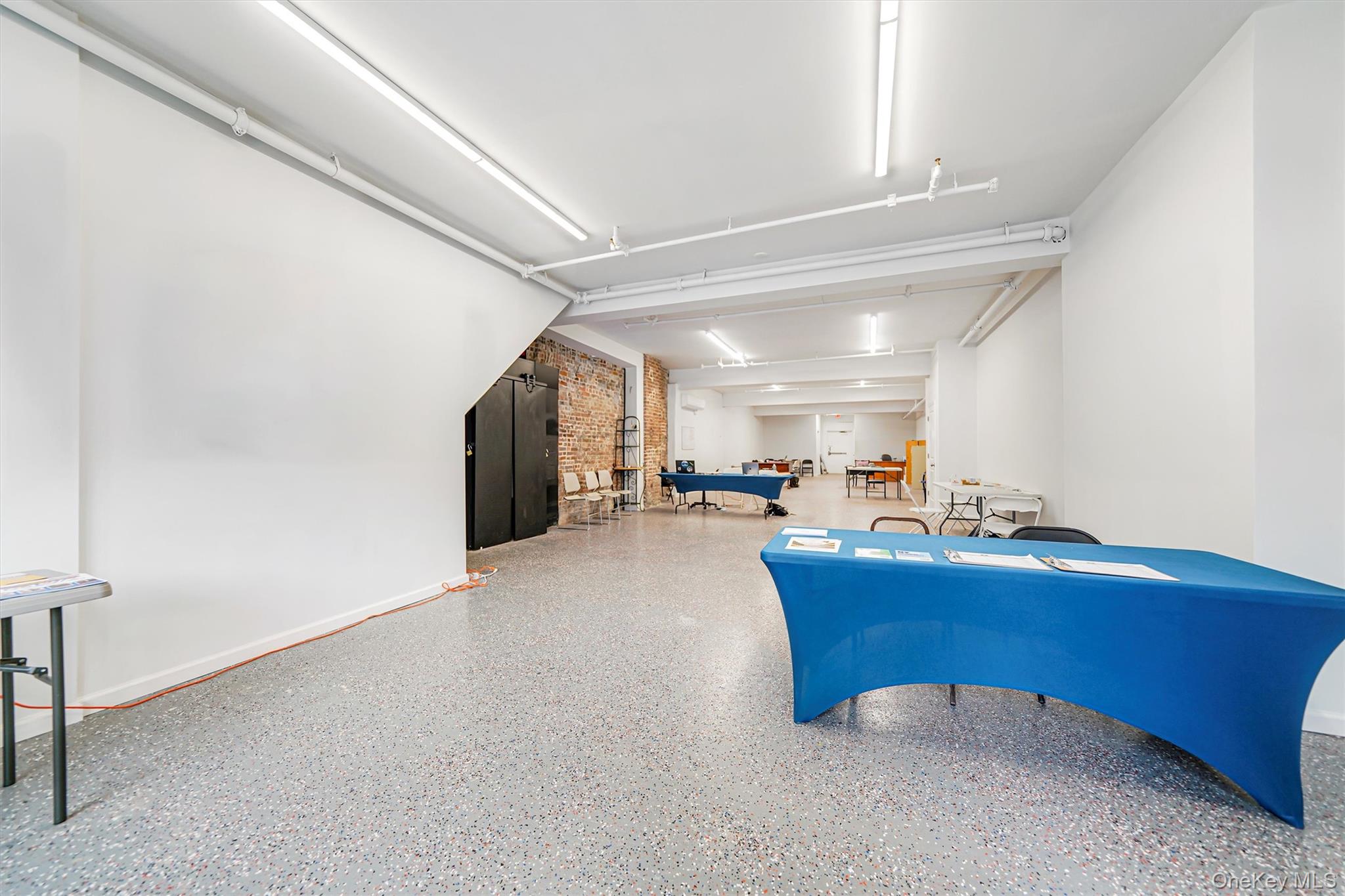 185 Broadway Property Photo 12
