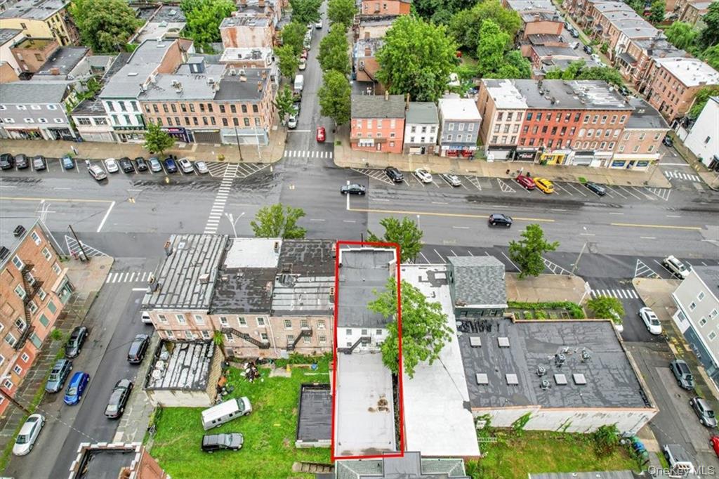 185 Broadway Property Photo 22