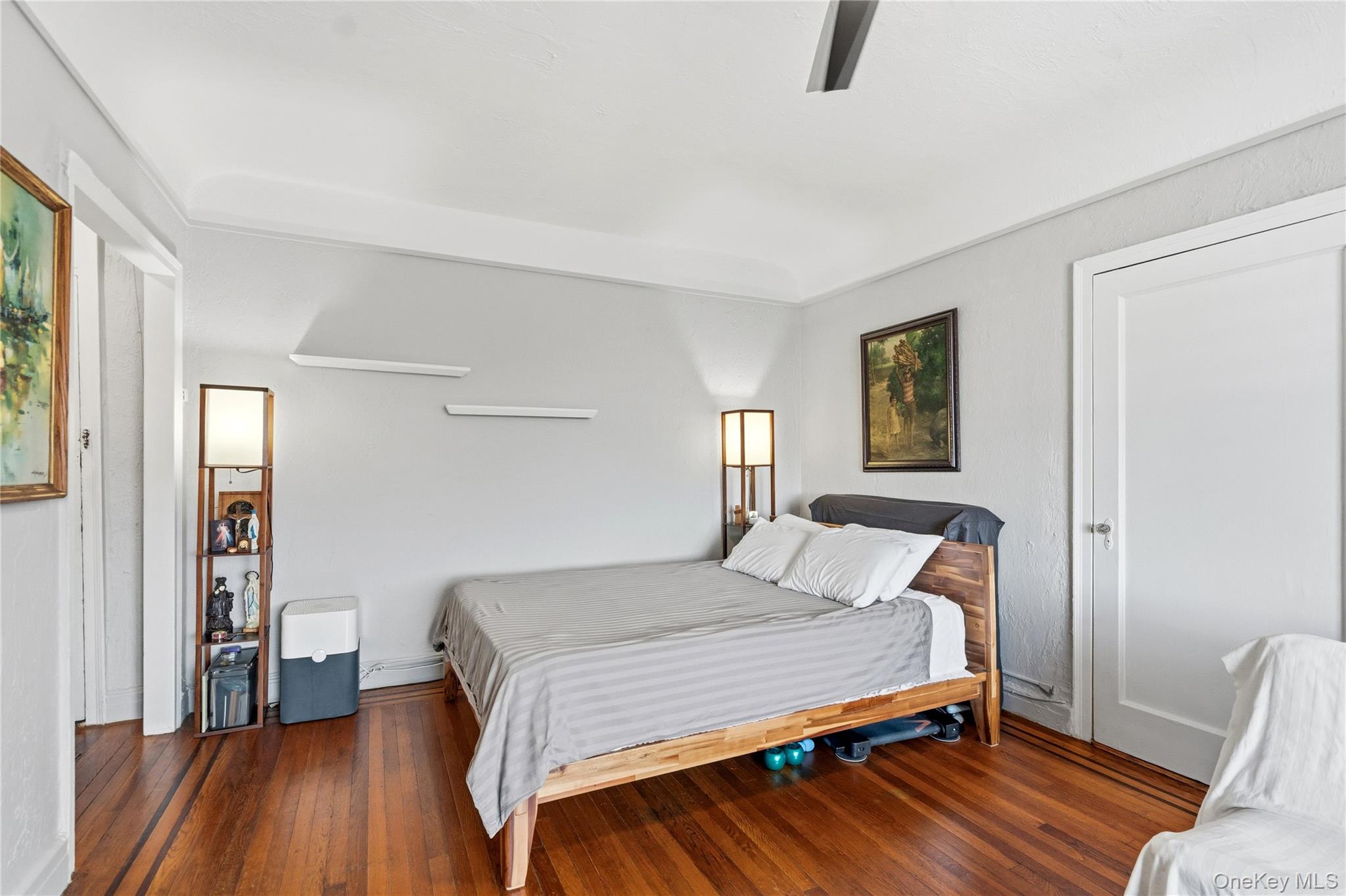 141 Woodmere Boulevard 5c Property Photo 7