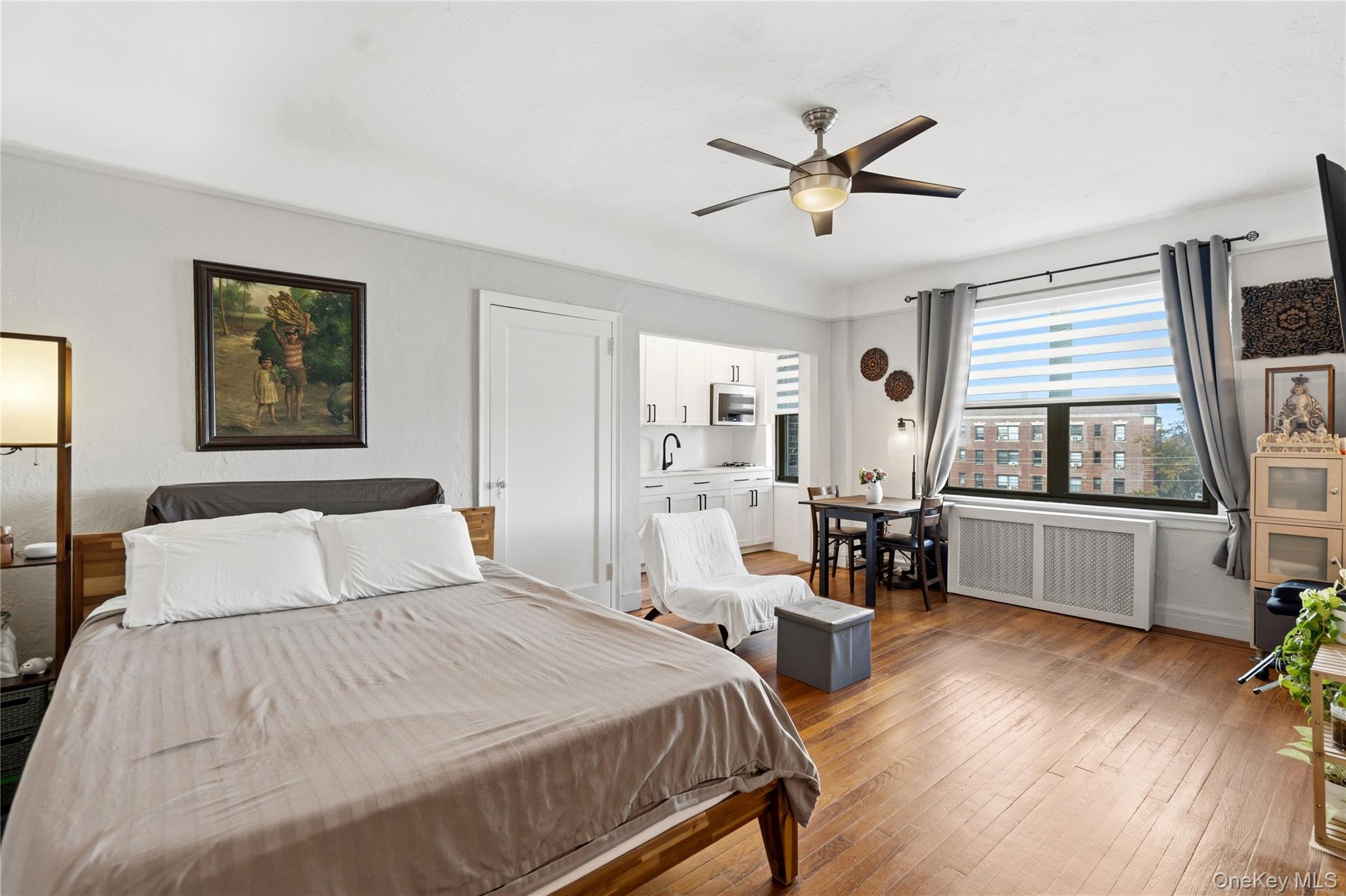 141 Woodmere Boulevard 5c Property Photo 14