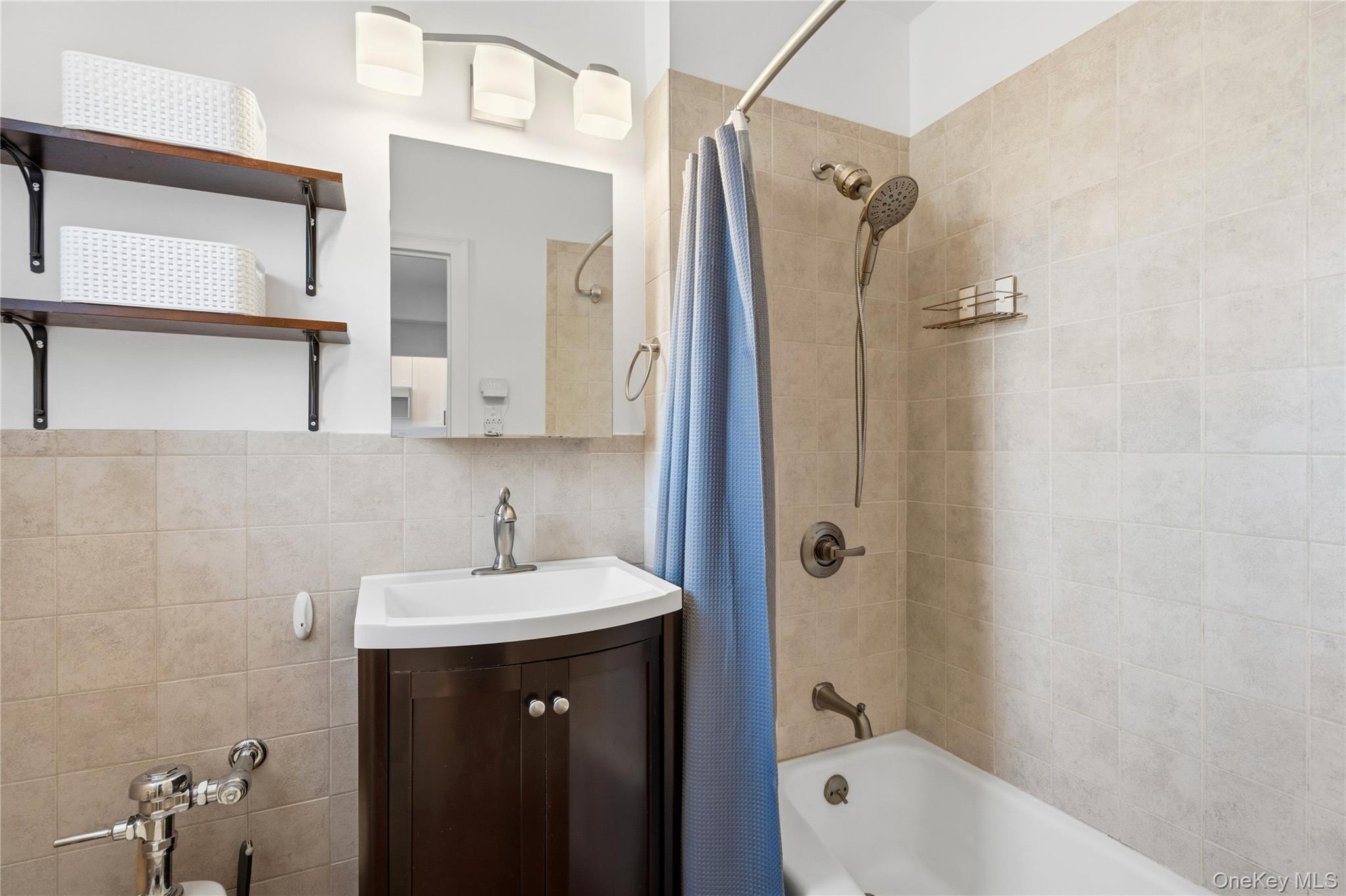 141 Woodmere Boulevard 5c Property Photo 15