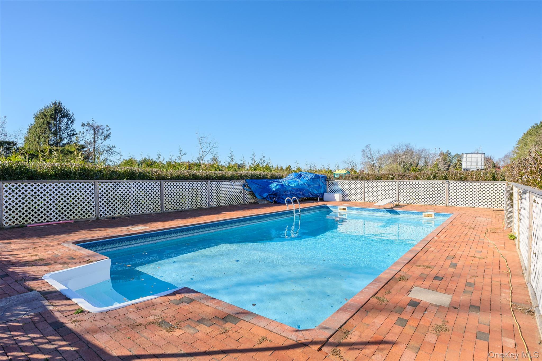 17525 County Road 48 Property Photo 6