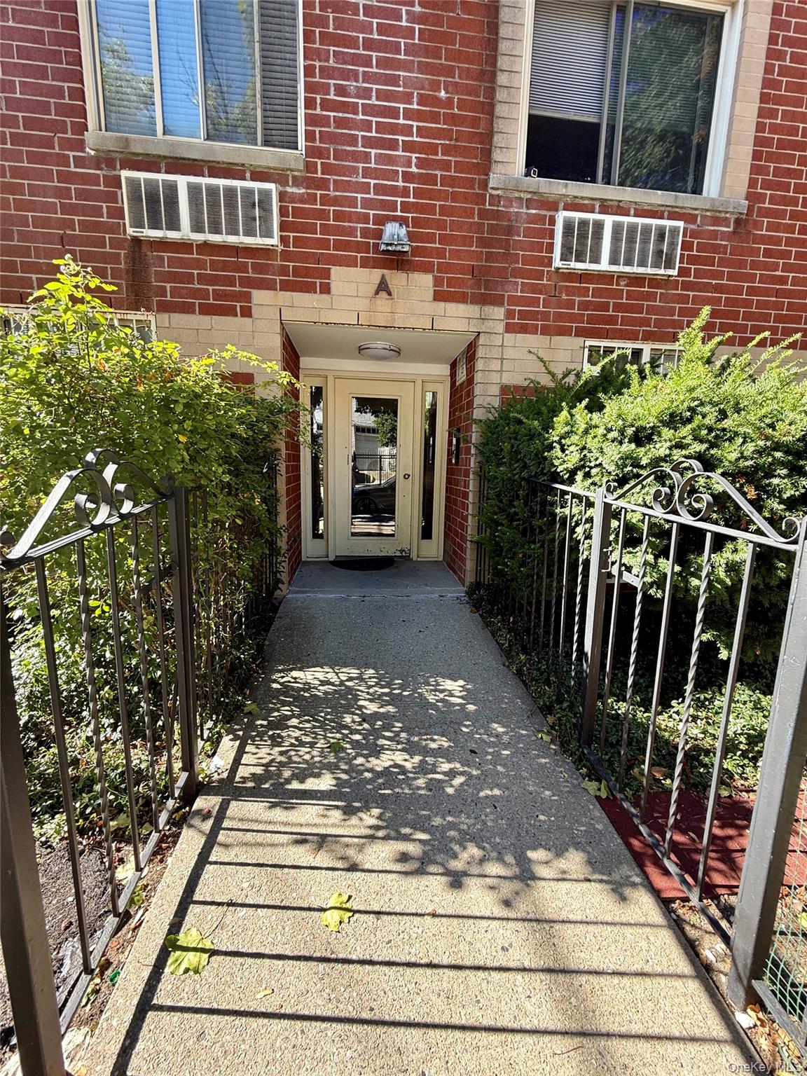 29 Adrian Avenue A5