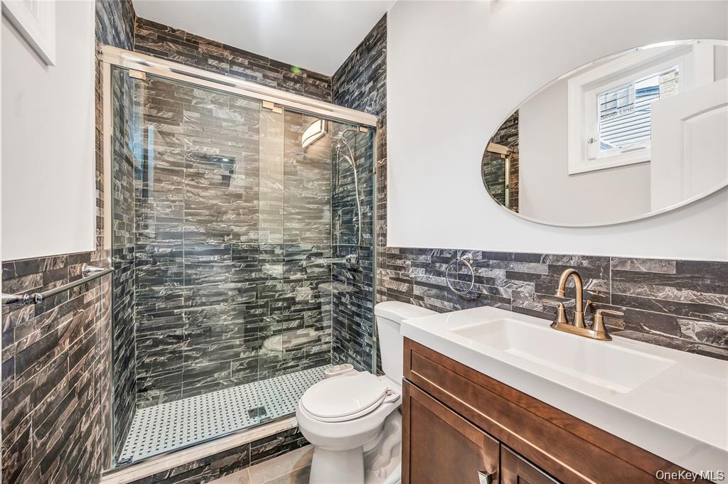 2694 A Forest Avenue Property Photo 18