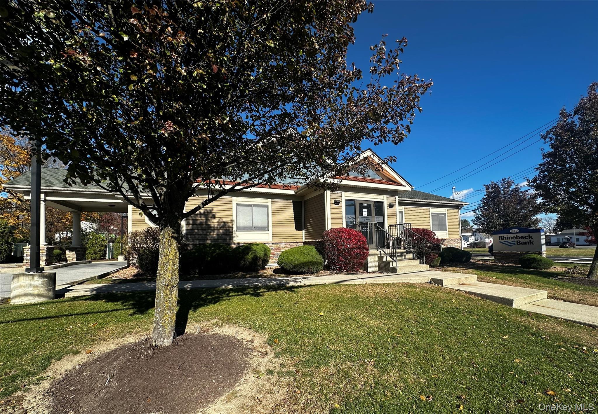 357 E Main Street Property Photo 4
