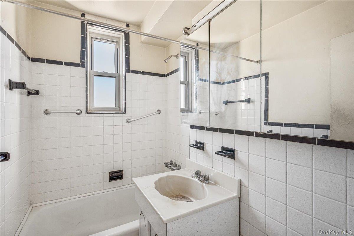 3903 Nostrand Avenue 6d Property Photo 14