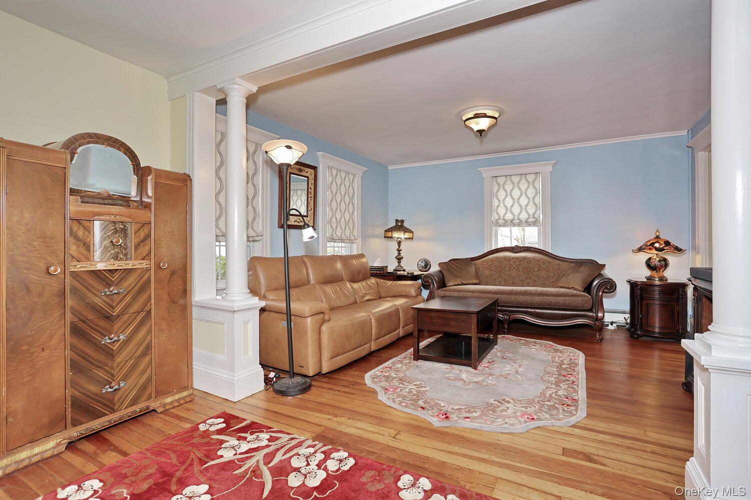 81 E Maple Avenue Property Photo 8