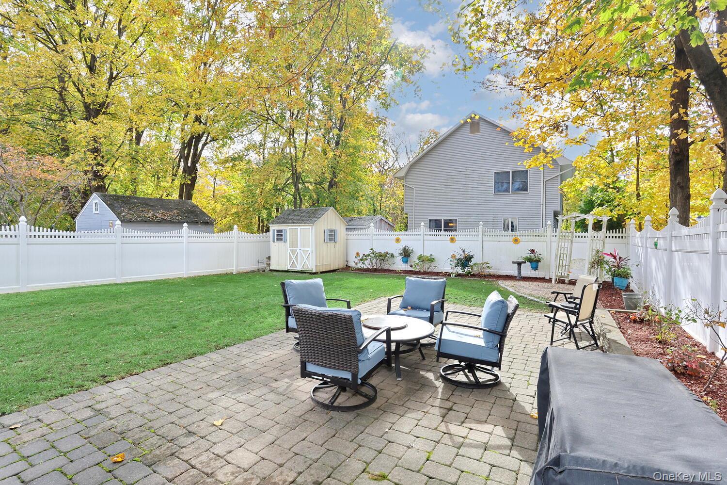 81 E Maple Avenue Property Photo 33