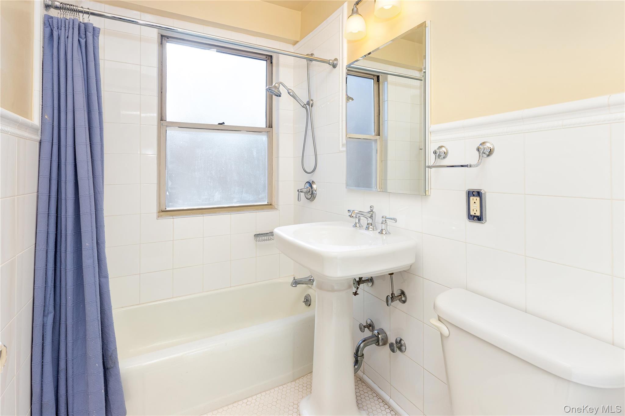 2621 Palisade Avenue 4j Property Photo 15
